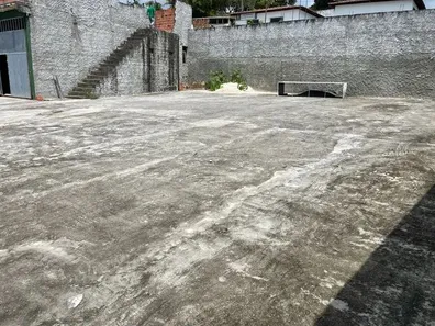 Galpão / Depósito / Armazém para venda ou aluguel, 440m² no Centro, Simões Filho