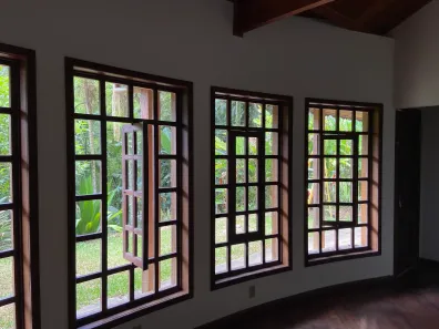Casa com 3 Quartos para alugar, 500m² no Lumiar, Nova Friburgo