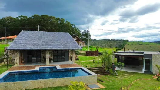 Casa de Condomínio com 3 Quartos à venda, 350m² no Secretario, Paraíba do Sul