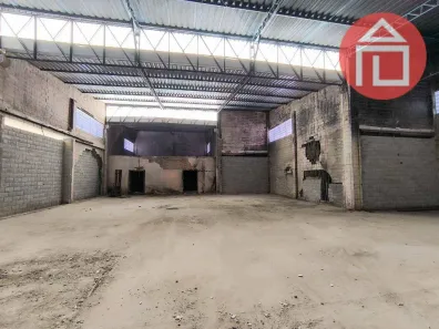 Prédio Inteiro para alugar, 2000m² no Matadouro, Bragança Paulista