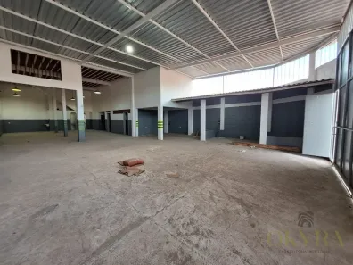 Galpão / Depósito / Armazém para alugar, 228m² no Botafogo, Macaé