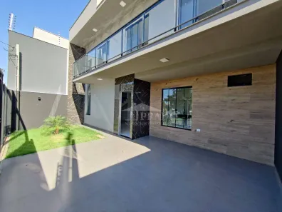 Sobrado com 3 Quartos à venda, 134m² no Centro, Ibiporã