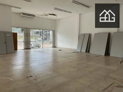 Prédio Inteiro à venda, 800m² no Centro, Cascavel