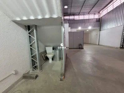 Galpão / Depósito / Armazém para alugar, 250m² no Aparecida, Santos