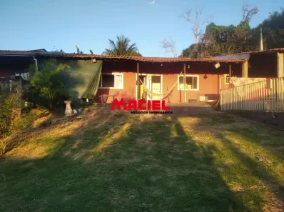 Fazenda / Sítio / Chácara com 2 Quartos à venda, 100m² no Padre Marcelo, Caçapava