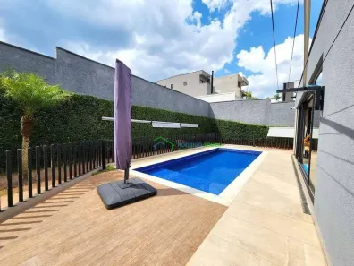 Casa com 3 Quartos à venda, 304m² no Granja Viana, Carapicuíba