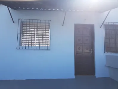 Casa com 2 Quartos à venda, 66m² no Jardim Rosemary, Itapevi