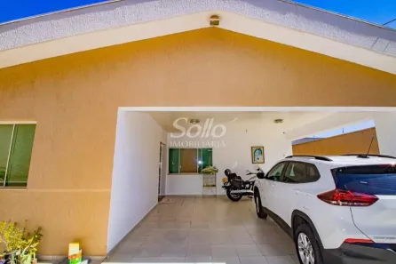 Loja / Salão / Ponto Comercial com 4 Quartos à venda, 340m² no Saraiva, Uberlândia