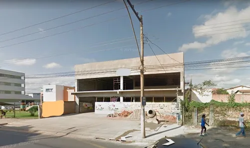 Galpão / Depósito / Armazém para venda ou aluguel, 1190m² no Edgar Pereira, Montes Claros