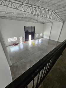 Galpão / Depósito / Armazém para alugar, 633m² no Rio Pequeno, Camboriú