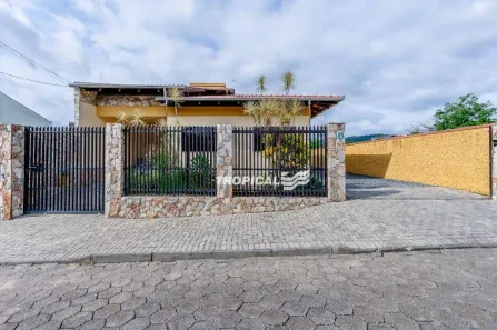 Casa com 3 Quartos à venda, 230m² no Passo Manso, Blumenau