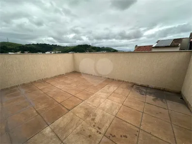 Sobrado com 3 Quartos à venda, 100m² no Retiro, Volta Redonda