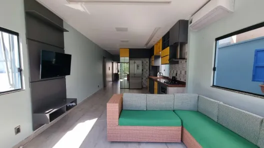 Casa de Condomínio com 3 Quartos para alugar, 275m² no Ponta Negra, Manaus
