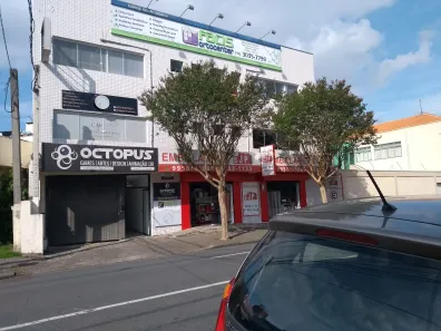 Prédio Inteiro para alugar, 60m² no Centro, São José dos Pinhais