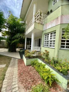 Casa de Condomínio com 4 Quartos à venda, 246m² no Buraquinho, Lauro de Freitas