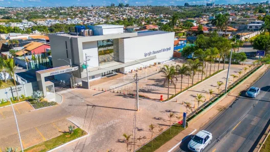 Casa de Condomínio com 5 Quartos à venda, 450m² no Setor Habitacional Arniqueira, Brasília