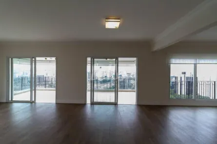 Apartamento com 2 Quartos para alugar, 241m² no Jardim Panorama, São Paulo