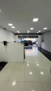Prédio Inteiro com 8 Quartos para alugar, 300m² no Parque 9 de Julho, São Roque