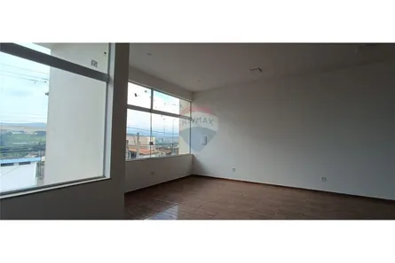 Loja / Salão / Ponto Comercial para alugar, 300m² no Jardim do Lago, Atibaia