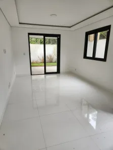 Casa de Condomínio com 3 Quartos para alugar, 119m² no Sítio Boa Vista, Cotia