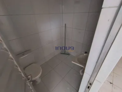 Loja / Salão / Ponto Comercial para alugar, 124m² no Mucunã, Maracanaú