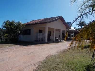 Fazenda / Sítio / Chácara com 2 Quartos à venda, 26000m² no Jardim dos Ipes, Mairinque