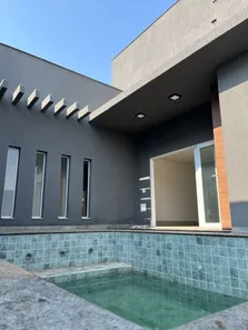 Casa de Condomínio com 4 Quartos à venda, 215m² no Jardim dos Ipês, Caldas Novas