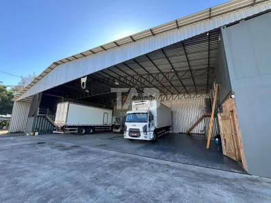 Loja / Salão / Ponto Comercial à venda, 600m² no Espinheiros, Itajaí