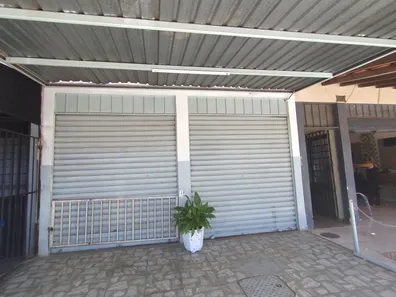 Prédio Inteiro com 4 Quartos à venda, 250m² no Setor Sul, Brasília
