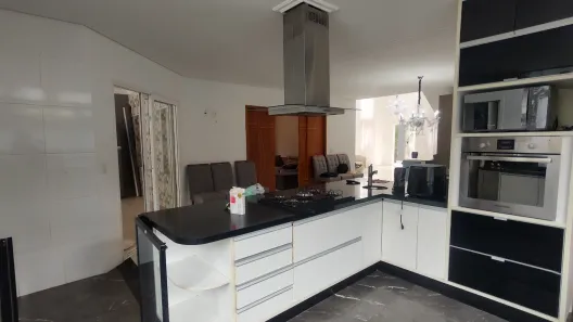 Casa de Condomínio com 4 Quartos para venda ou aluguel, 420m² no Paisagem Renoir, Cotia