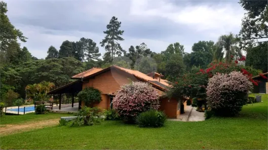 Fazenda / Sítio / Chácara à venda, 300m² no , Mairinque