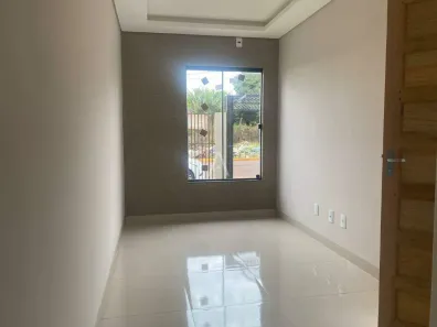 Casa com 3 Quartos à venda, 58m² no Pinheirinho, Toledo