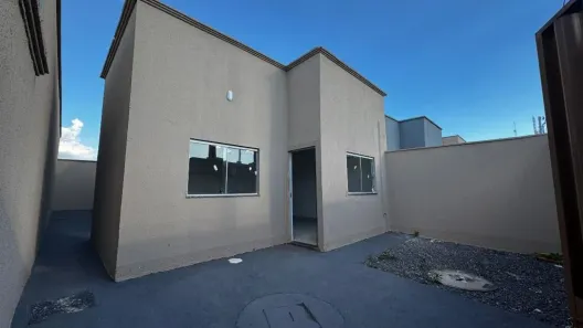 Casa com 3 Quartos à venda, 82m² no Residencial Alto do Cerrado II, Trindade