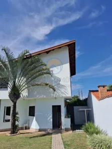 Sobrado com 4 Quartos à venda, 1000m² no Centro, Holambra