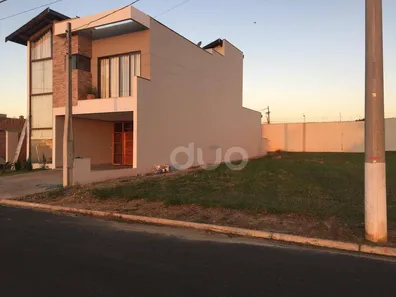 Terreno / Lote / Condomínio à venda, 250m² no Mato Alto, Saltinho