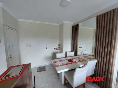 Apartamento com 2 Quartos para alugar, 52m² no Ingleses do Rio Vermelho, Florianópolis