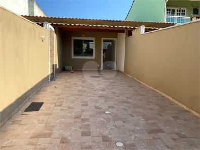 Casa de Vila com 2 Quartos à venda, 200m² no Centro, Maricá