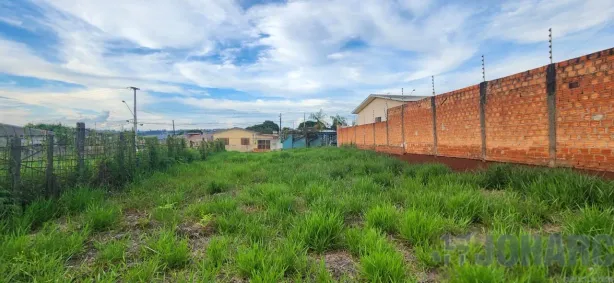 Terreno / Lote / Condomínio à venda, 360m² no Loteamento Central, Apucarana