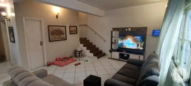 Sobrado com 3 Quartos para alugar, 122m² no Centro, Itanhaém