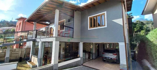 Casa de Condomínio com 4 Quartos à venda, 250m² no Golfe, Teresópolis