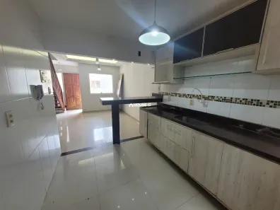 Casa de Condomínio com 2 Quartos à venda, 72m² no Praia do Morro, Guarapari