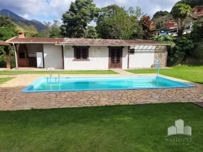 Fazenda / Sítio / Chácara com 4 Quartos à venda, 453m² no Posse, Petrópolis