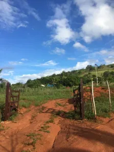 Fazenda / Sítio / Chácara com 3 Quartos à venda, 130m² no Pirituba, Vitória de Santo Antão