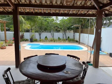 Casa de Condomínio com 3 Quartos para alugar, 190m² no Busca Vida (Abrantes), Camaçari