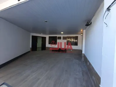 Casa com 3 Quartos para alugar, 112m² no Comendador Soares, Nova Iguaçu