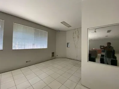 Galpão / Depósito / Armazém para alugar, 600m² no São Joaquim, Araçatuba