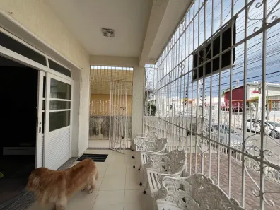 Casa com 3 Quartos à venda, 250m² no Treze de Julho, Aracaju
