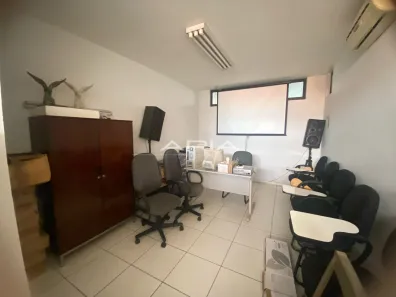 Conjunto Comercial / Sala para alugar, 36m² no Centro, Araraquara