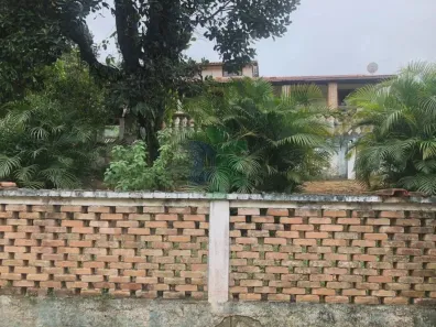 Fazenda / Sítio / Chácara com 3 Quartos à venda, 200m² no Chácaras Reunidas Igarapés, Jacareí
