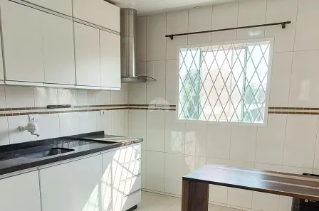 Fazenda / Sítio / Chácara com 3 Quartos à venda, 200m² no Cachoeira, São José dos Pinhais
